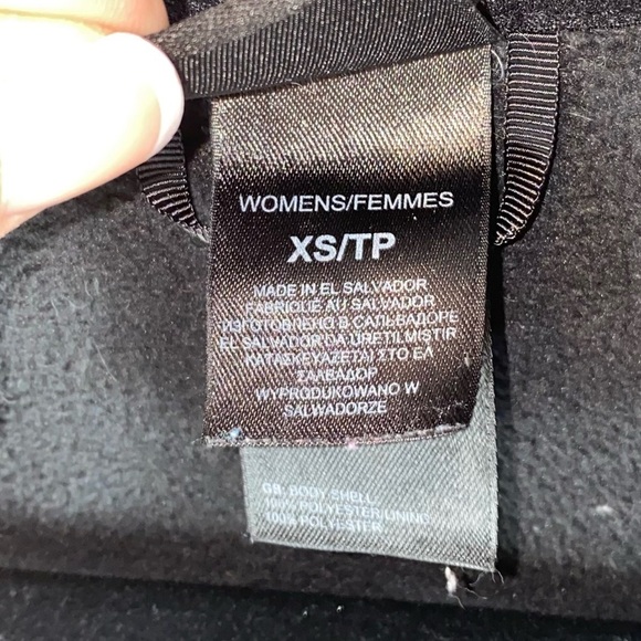 The North Face Women’s black fleece full front zip jacket - Picture 4 of 10